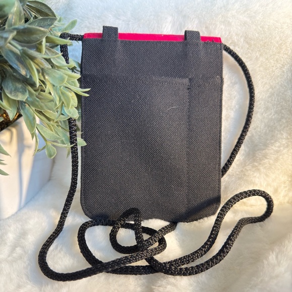 Hmong Elephant” Foot Pattern Crossbody Bag - Picture 4 of 13